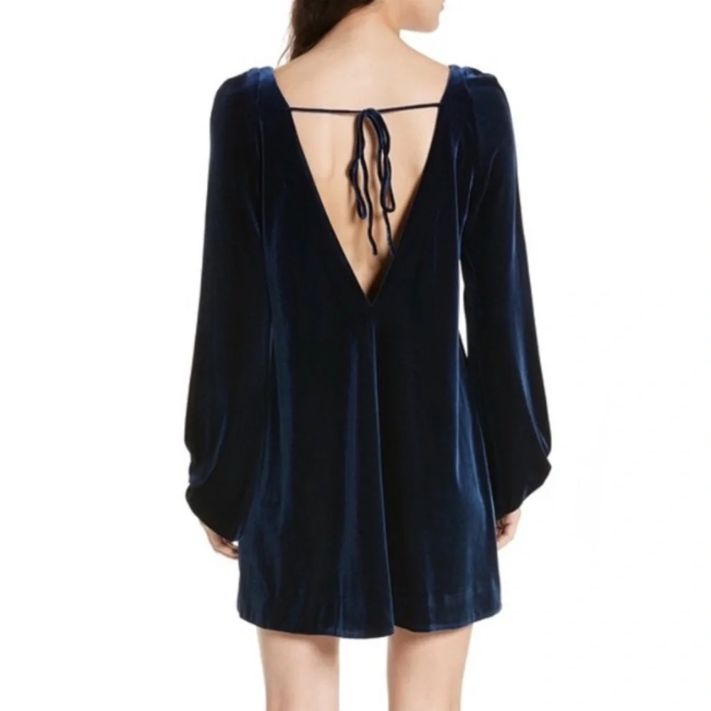 Free People midnight blue velvet balloon sleeve dress - Picture 4 of 14